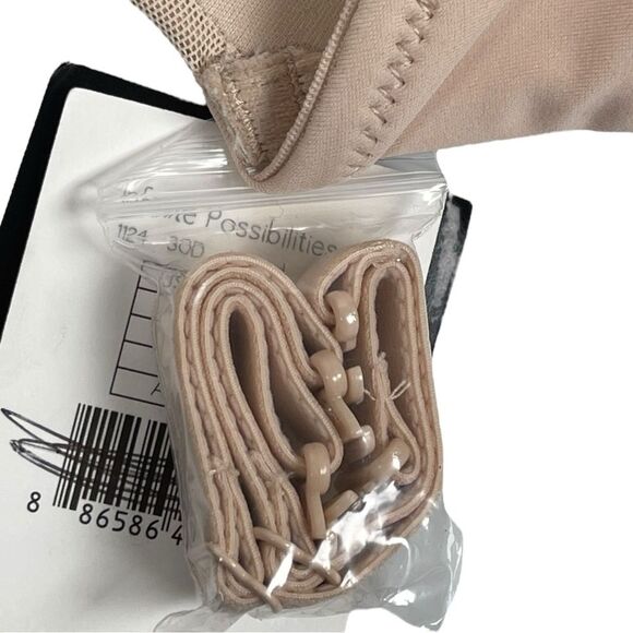 Le Mystère's women’s 30D infinite possibilities plunge convertible contour bra - Picture 6 of 6